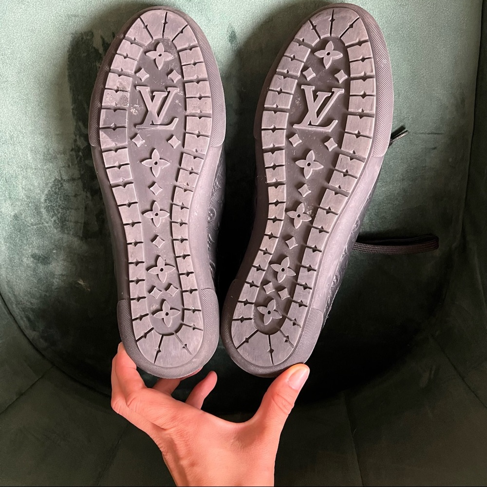 Louis Vuitton Leather sneakers, size38